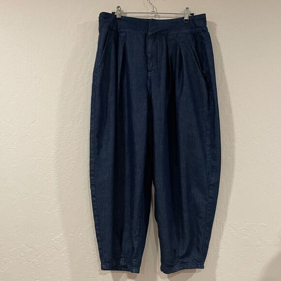 ~~ANTHROPOLOGIE Pilcro Porto 31 Pleated High Rise Tapered Jeans Dark Blue Pocket - Picture 5 of 16